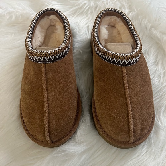 New in Box Ugg Tasman Sandal Shoes size 6 - Picture 2 of 10
